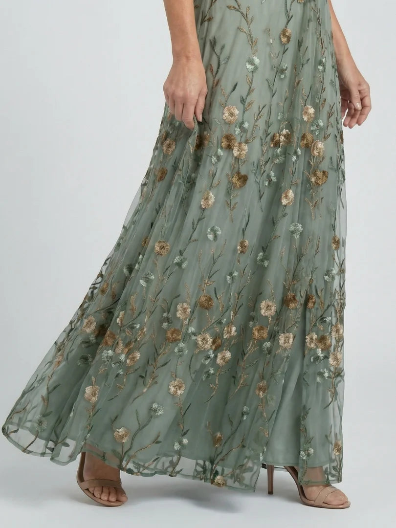 CARMEN | VESTIDO LARGO CON BORDADOS FLORALES