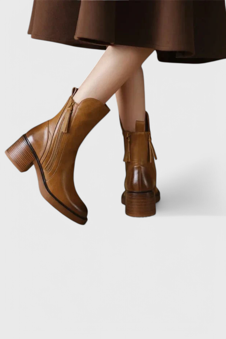 Irina Botas de Tobillo para un Estilo Sin Esfuerzo